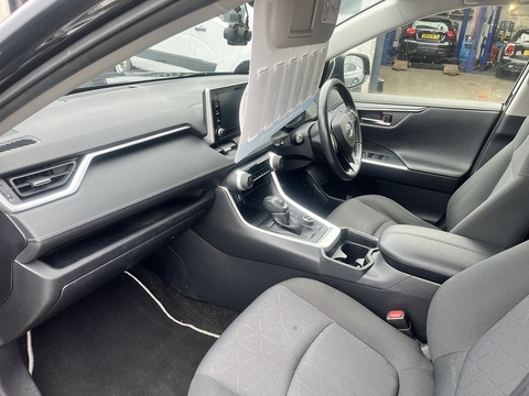 VVT-h Design SUV 2.5 Automatic Petrol Hybrid