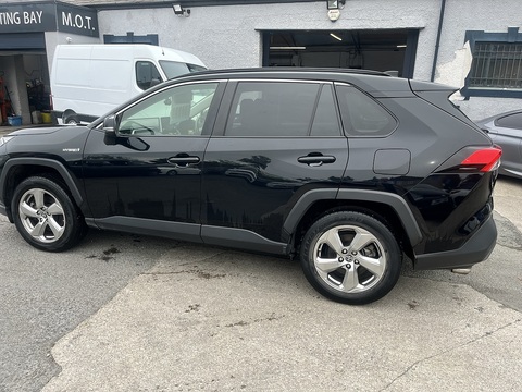 VVT-h Design SUV 2.5 Automatic Petrol Hybrid