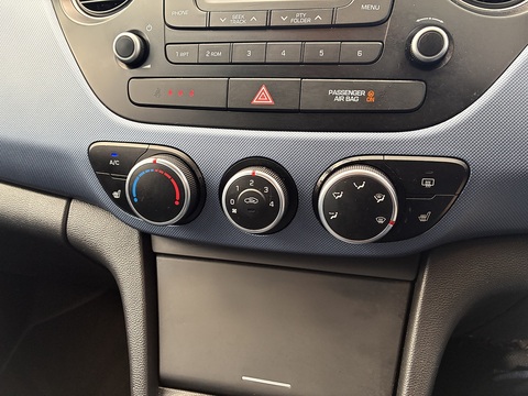 1.2 Premium Hatchback 5dr Petrol Manual Euro 5 (87 ps)