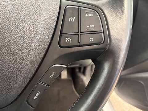 1.2 Premium Hatchback 5dr Petrol Manual Euro 5 (87 ps)