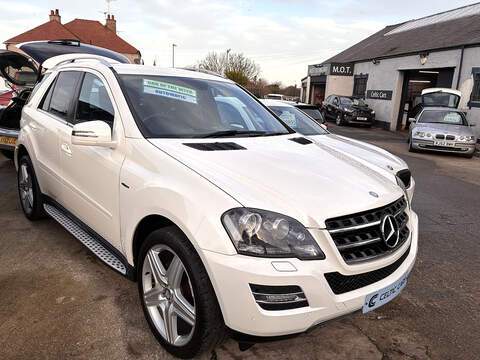 ML350 CDI V6 BlueEfficiency Grand Edition SUV 3.0 Automatic Diesel