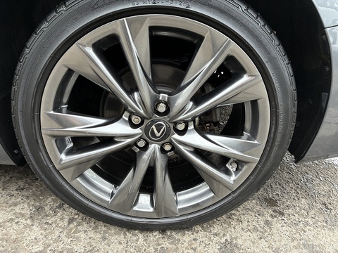 2.5 300h F Sport Saloon 4dr Petrol Hybrid E-CVT Euro 6 (s/s) (218 ps)