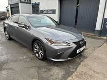 Lexus ES 300h F Sport