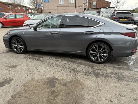 2.5 300h F Sport Saloon 4dr Petrol Hybrid E-CVT Euro 6 (s/s) (218 ps)