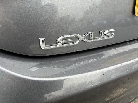 2.5 300h F Sport Saloon 4dr Petrol Hybrid E-CVT Euro 6 (s/s) (218 ps)