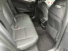 Lexus ES 300h F Sport