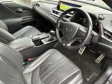 Lexus ES 300h F Sport