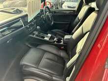 Porsche Macan T V6 S