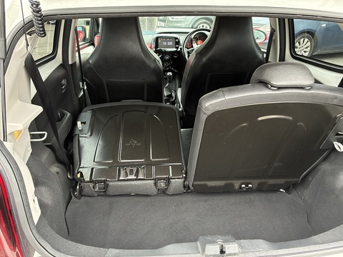 108 Gt Line 1.2 5dr Hatchback Manual Petrol