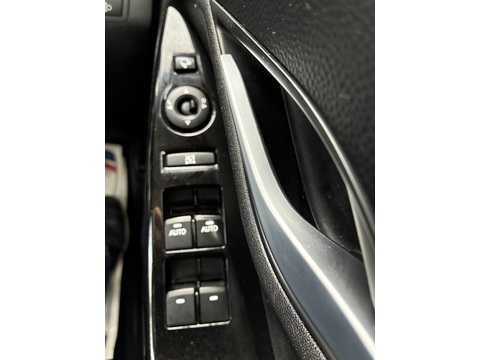 1.6 CRDi Blue Drive Premium Hatchback 5dr Diesel Manual Euro 6 (s/s) (115 ps)