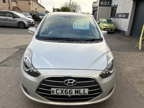 1.6 CRDi Blue Drive Premium Hatchback 5dr Diesel Manual Euro 6 (s/s) (115 ps)