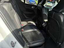 Volvo XC40 T4 R-Design
