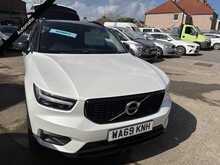 Volvo XC40 T4 R-Design