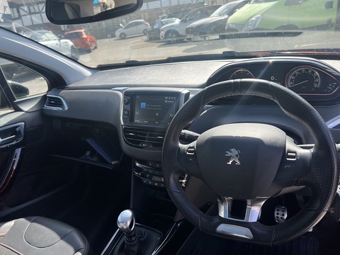 1.5 BlueHDi GT Line SUV 5dr Diesel Manual 6 Spd Euro 6 (s/s) (100 ps)