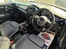 MINI Hatch Cooper