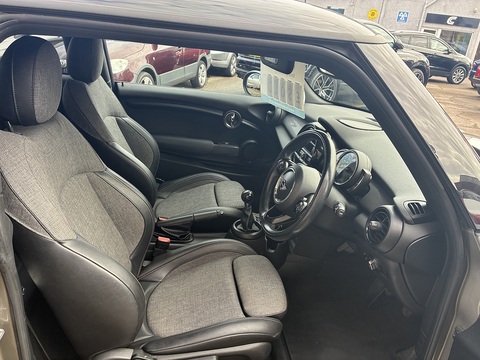 1.5 Cooper Hatchback 3dr Petrol Manual Euro 6 (s/s) (136 ps)