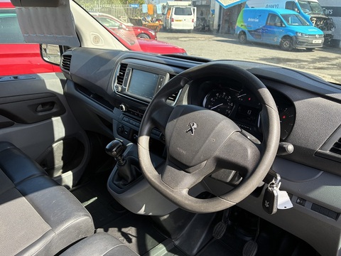 2.0 BlueHDi 1400 Professional Standard Panel Van 6dr Diesel Manual MWB Euro 6 (s/s) (120 ps)