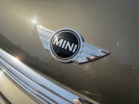2.0 Cooper D SUV 5dr Diesel Auto Euro 5 (112 ps)