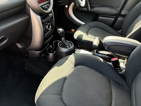 2.0 Cooper D SUV 5dr Diesel Auto Euro 5 (112 ps)