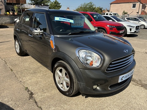 2.0 Cooper D SUV 5dr Diesel Auto Euro 5 (112 ps)
