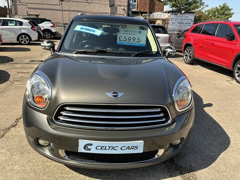 2.0 Cooper D SUV 5dr Diesel Auto Euro 5 (112 ps)