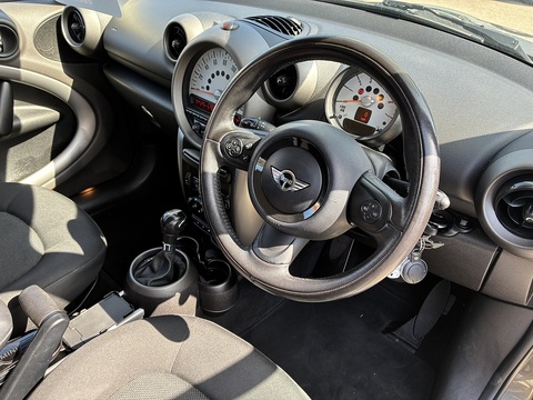 2.0 Cooper D SUV 5dr Diesel Auto Euro 5 (112 ps)