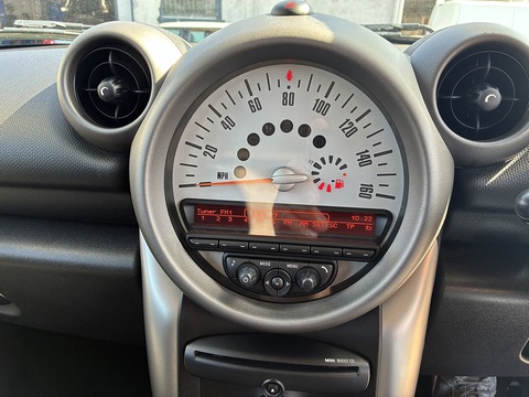 2.0 Cooper D SUV 5dr Diesel Auto Euro 5 (112 ps)