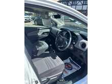 Toyota Yaris Vvt-I Icon