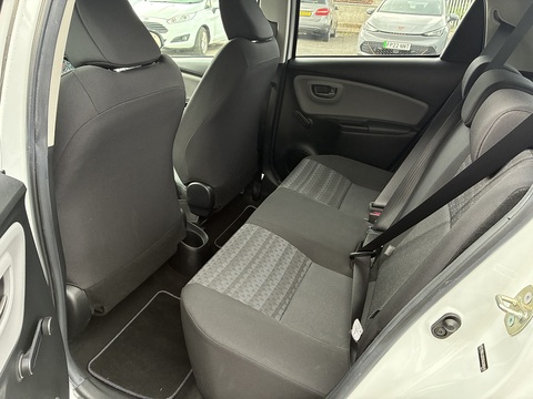Yaris Vvt-I Icon Hatchback 1.3 Manual Petrol