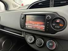 Toyota Yaris Vvt-I Icon