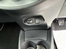 Toyota Yaris Vvt-I Icon
