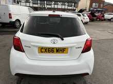 Toyota Yaris Vvt-I Icon