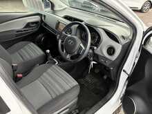 Toyota Yaris Vvt-I Icon