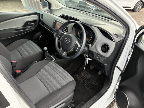 Yaris Vvt-I Icon Hatchback 1.3 Manual Petrol