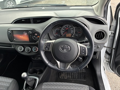 Yaris Vvt-I Icon Hatchback 1.3 Manual Petrol