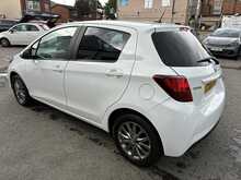 Toyota Yaris Vvt-I Icon