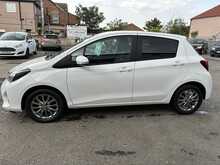Toyota Yaris Vvt-I Icon