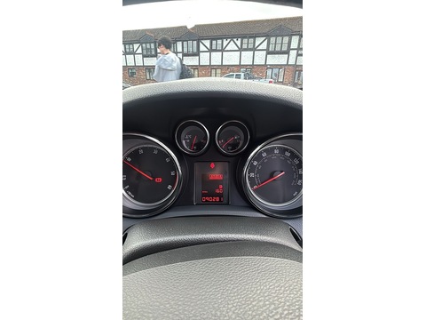 Mokka Se Cdti S/S Hatchback 1.6 Manual Diesel