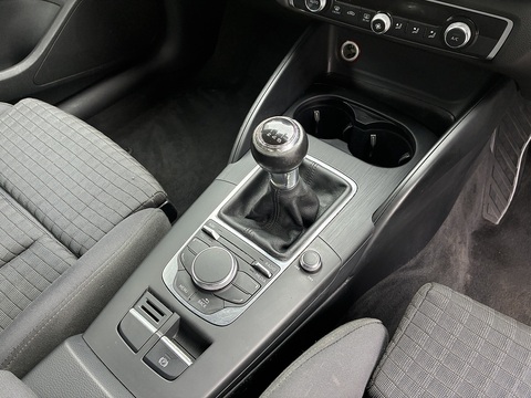 2.0 TDI Sport Sportback 5dr Diesel Manual Euro 5 (s/s) (150 ps)