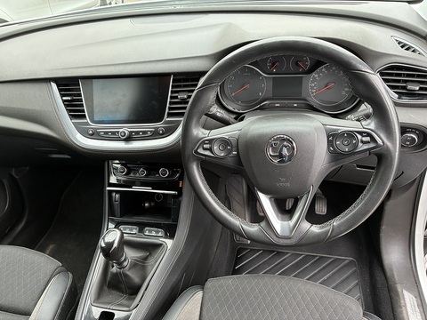 1.2 Turbo GPF Sport Nav SUV 5dr Petrol Manual Euro 6 (s/s) (130 ps)