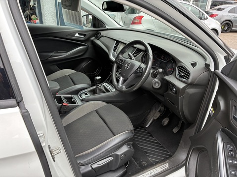 1.2 Turbo GPF Sport Nav SUV 5dr Petrol Manual Euro 6 (s/s) (130 ps)