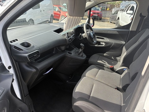 1.5 Turbo D 2300 Sportive Panel Van 4dr Diesel Manual L2 H1 Euro 6 (100 ps)