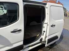 Vauxhall Combo Turbo D 2300 Sportive