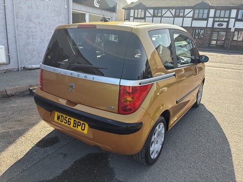 1.6 16v Dolce Hatchback 3dr Petrol Automatic (156 g/km, 110 bhp)
