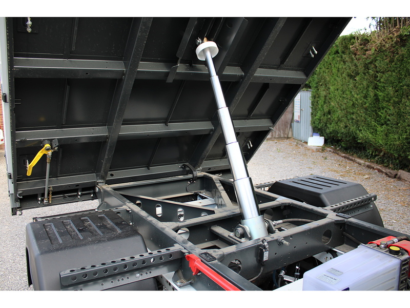 Ford 350 L3 Trend Toolpod Tipper 165ps, 7,000kg GTM, Air con, rear camera 1996 2dr Tipper Manual Diesel