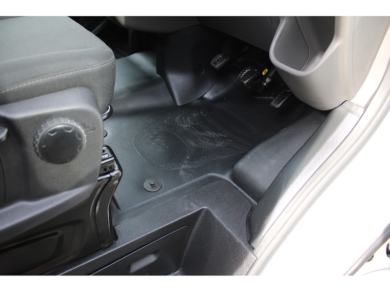 Ford 350 L3 Trend Toolpod Tipper 165ps, 7,000kg GTM, Air con, rear camera 1996 2dr Tipper Manual Diesel