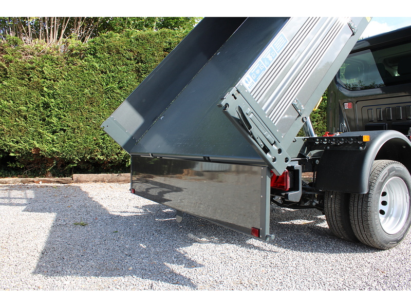 Ford Trend 350 L3 Crew Cab Tipper - 165ps - AC - Heated seats 1996 4dr Tipper Manual Diesel