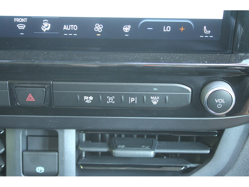 Ford Sport L2 Petrol Hybrid - Single passenger seat - Super smooth drive 2500 6dr Double cab in van Auto Hybrid