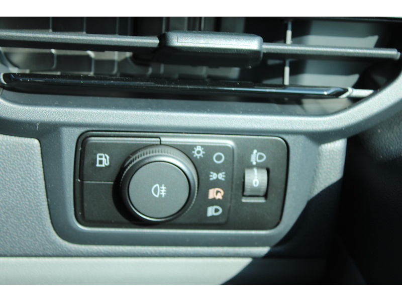 Ford Sport L2 Petrol Hybrid - Single passenger seat - Super smooth drive 2500 6dr Double cab in van Auto Hybrid