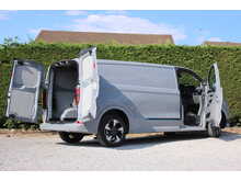 Ford Transit Custom Sport 320 L2 170ps Diesel Automatic - 19" Alloys - Heated steering wheel